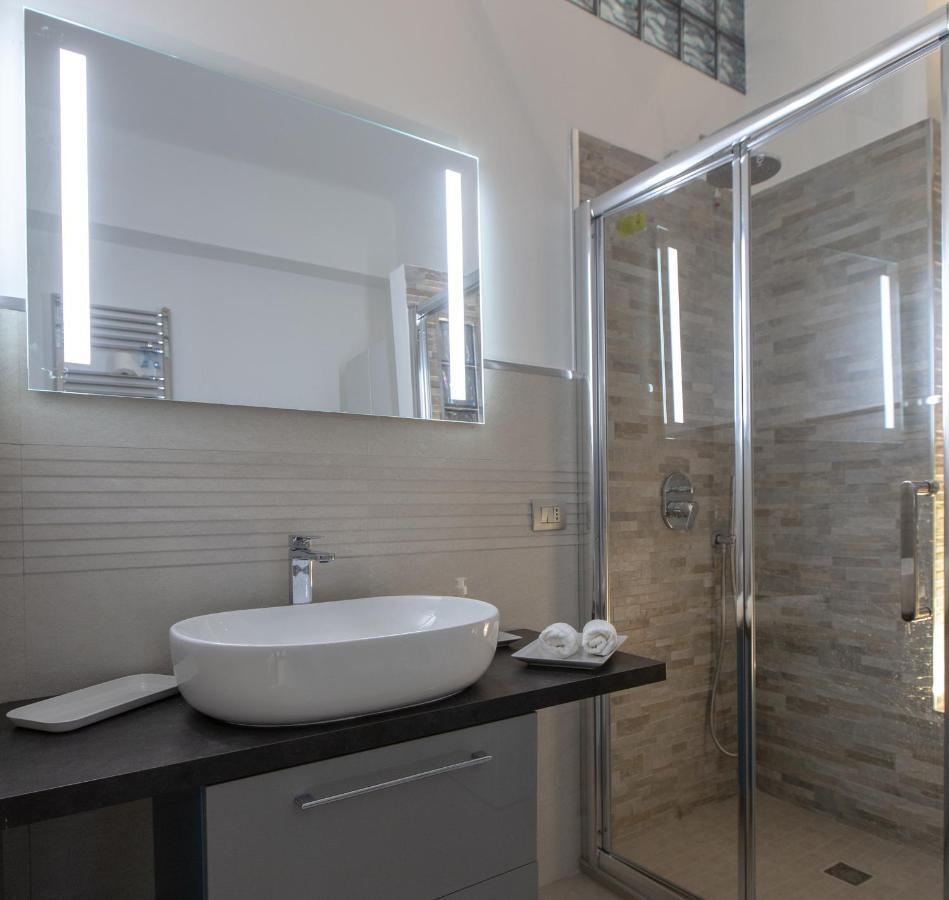 Navigli White House Apartment